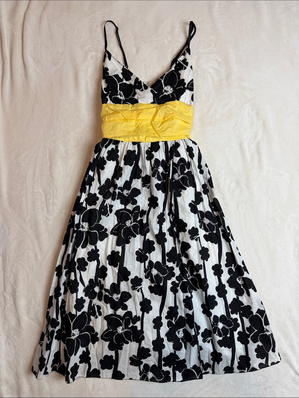 Studio M Black and White Floral Midi Dress